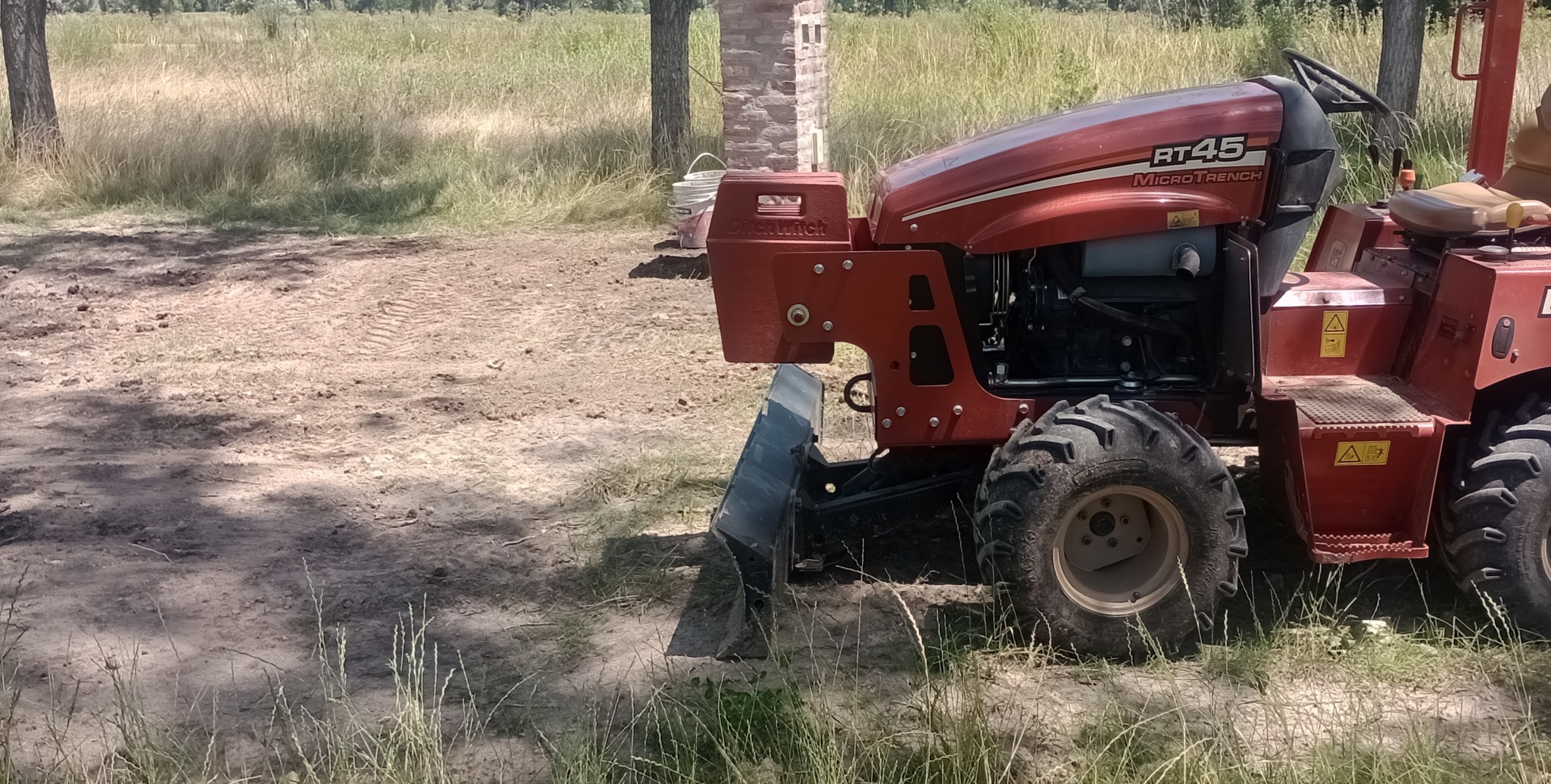 Servicio de zanjeo Retroexcavadora